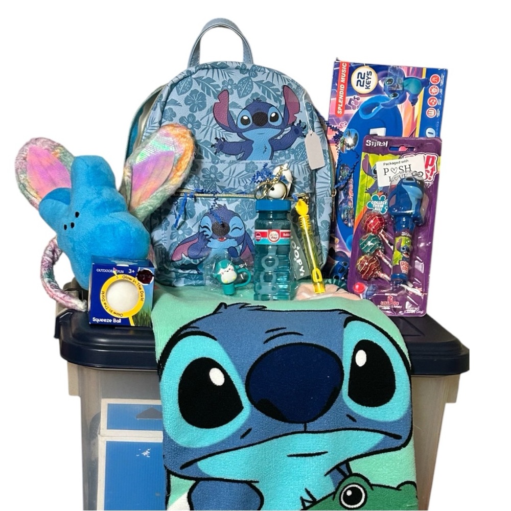 EASTER BAGS, BASKETS AND BACKPACKS SHOW - Picture 4 of 9